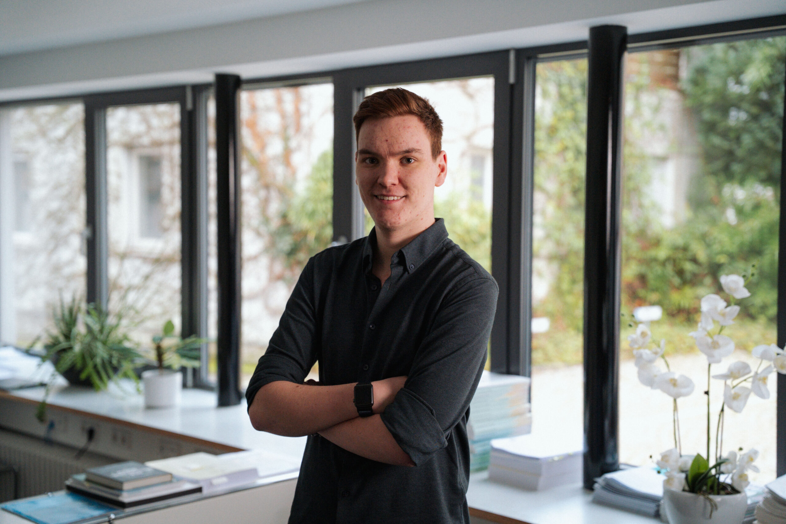 Tom Schwarz
Steuerfachangestellter
„Voller Energie, neugierig und immer bereit, Neues zu lernen.“